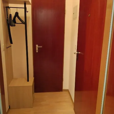 Hausburg Studio. View 아파트