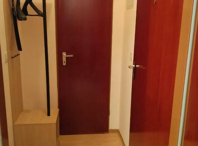 Hausburg Studio. View Apartmán
